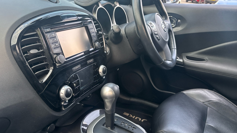Nissan Juke 1.6 [112] Tekna 5dr CVT [Bose] Petrol Hatchback